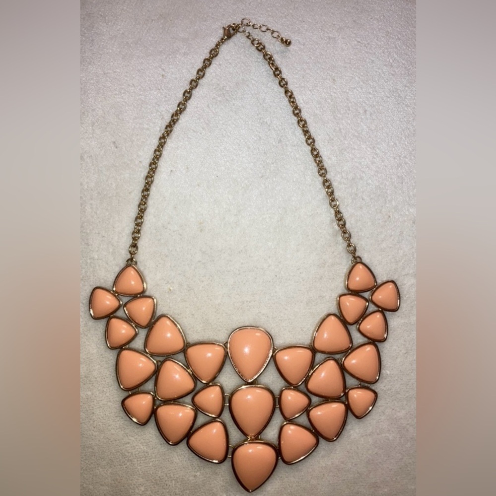 FUNKY and chunky gold tone coral statement necklace, triangle, y2k style